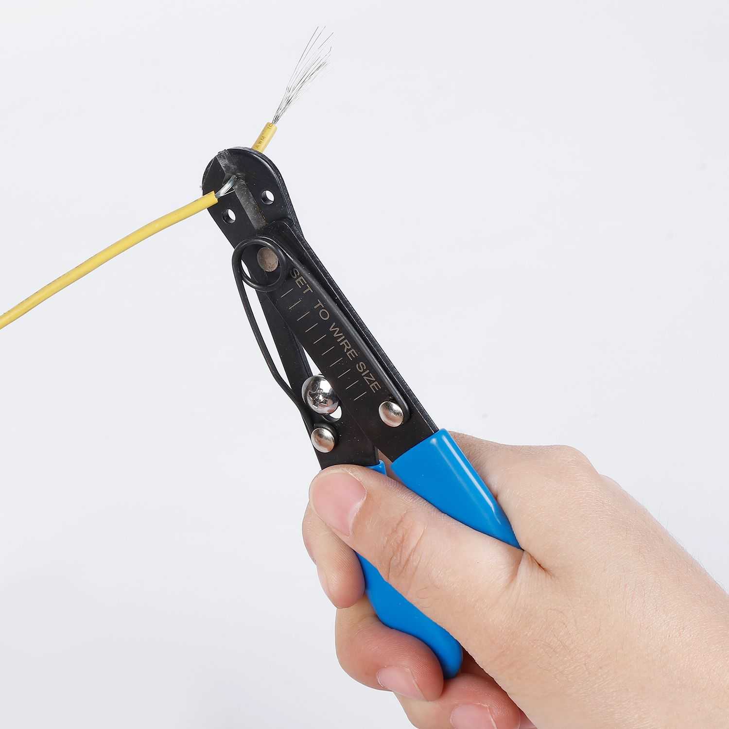 Ergonomic Wire Stripper, Compact, Durable (130mm)