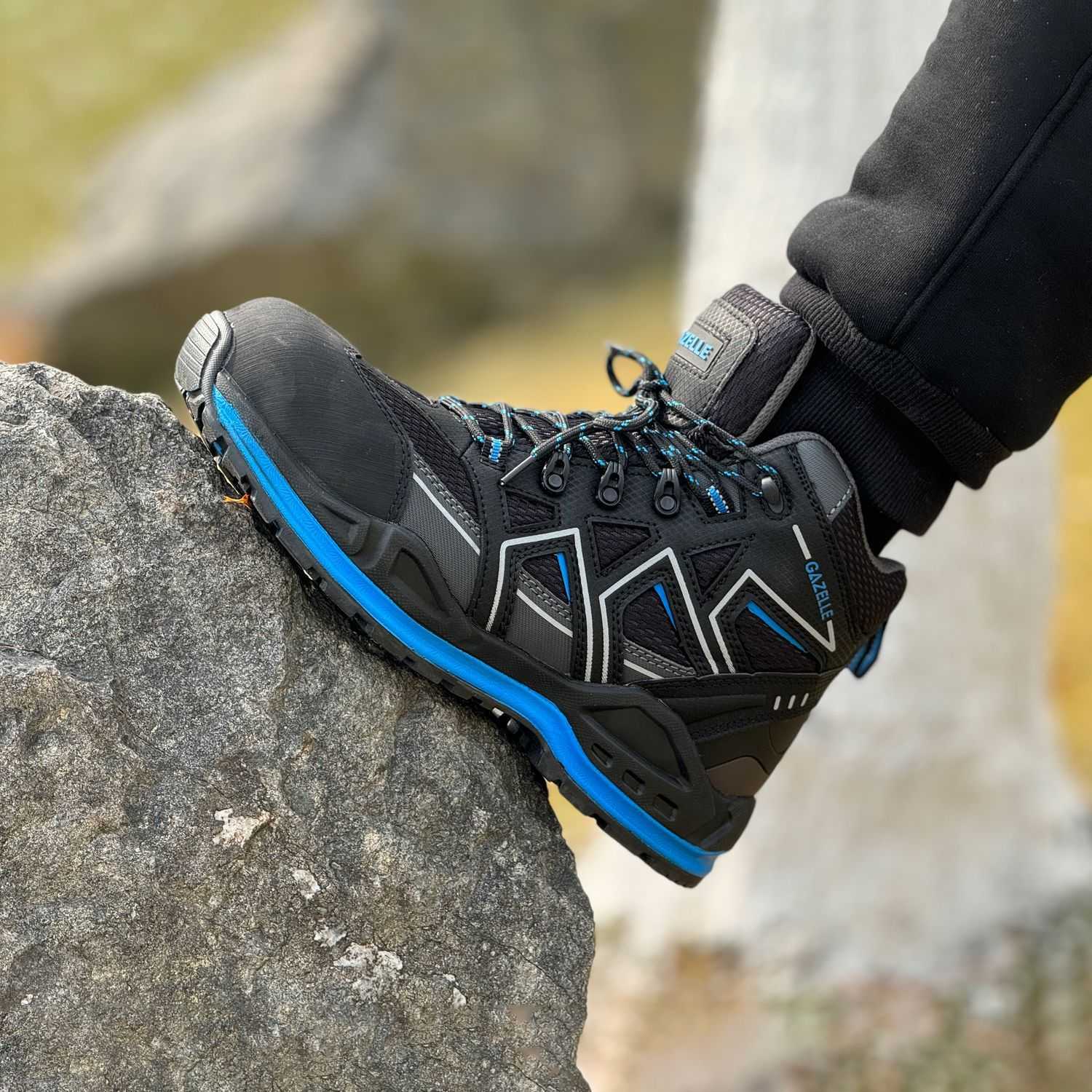 RAIDER Composite Mid Cut Safety Shoes